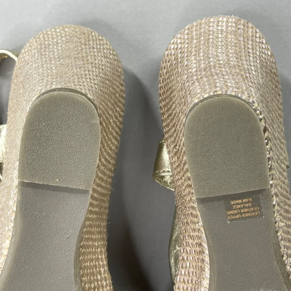 NEW You by Crocs Shoes Womens 8 gold brown leather wedge heels summer cocktail - Picture 9 of 11